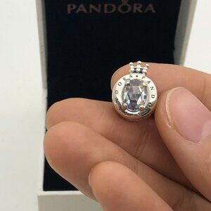 ✨🔥Pandora Clear Sparkling Crown O Charm With Clear CZ Charm